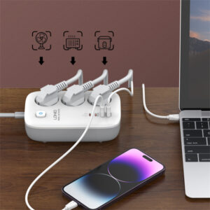 3 AC Outlets 4 USB Power Strip SE3436